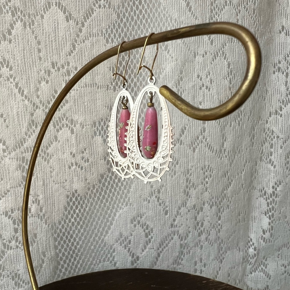 Vintage Hand-Painted Pink Floral Filigree Earrings - Picture 6 of 11